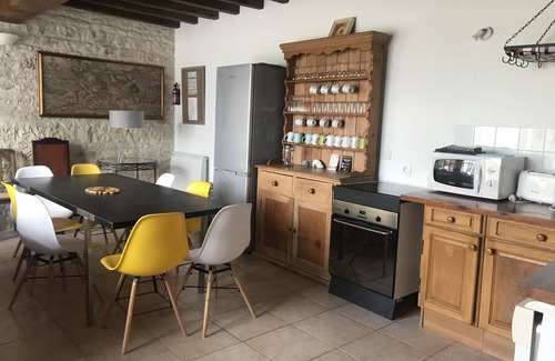 Duil-sur-le-Mignon Cottage | Pistoulet : Réunions familiales et entre amis 🎂👨👩👧👦🎄🌈🚴🏿♂️.