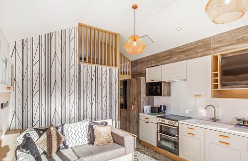 Ayr Cottage | Pladda Pod with Hot Tub