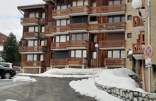 Macot-la-Plagne Apartment | PLAGNE VILLAGES residence "Les Aollets" ski in/ski out