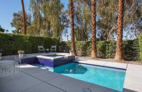 Palm Desert House | "Plan B" Mid-Mod Patio Living
