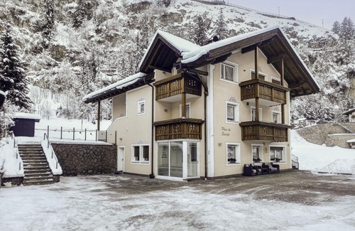 Santa Cristina Val Gardena Apartment | Plan de Socrep by Interhome