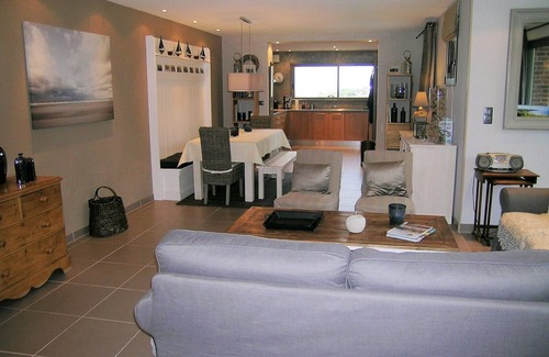 Hautot-sur-Mer Ski Chalet | Planches