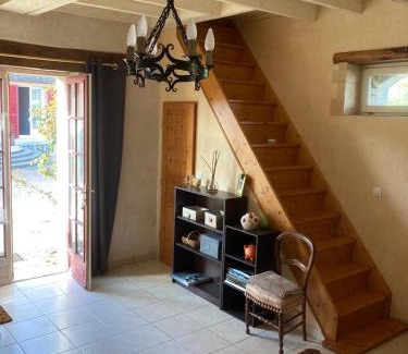 Savigne-lʼEveque Bed & Breakfast | Planchette