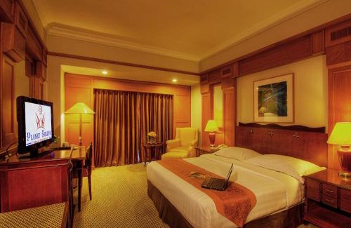 Batam Hotel | Planet Holiday Hotel & Residence