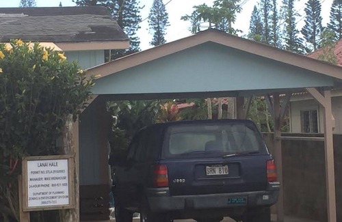 Lanai City House | Plantation Style Home in Lanai City