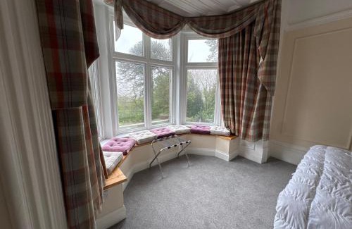 Bont Newydd Hotel | Plas Y Bryn Manor