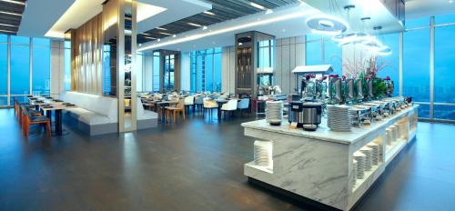 Surabaya Hotel | Platinum Hotel Tunjungan Surabaya
