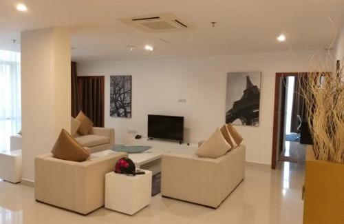 Bambalapitiya Apartment | Platinum One Private Apartment Luxury Living in Colombo 3