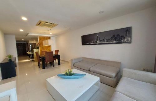 Bambalapitiya Apartment | Platinum One Suites by Ceylon Array