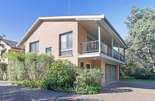 Nelson Bay Apartment | Plattens, 2/15 Kurrawa Close - great duplex so close to the water