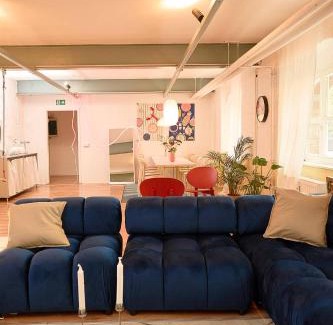 Plagwitz Apartment | Platz für alle - geschmackvolle Gruppenunterkunft