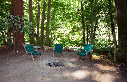 Cazadero Cabin | Play In Austin Creek, Sleep In The Shade Of Redwoods