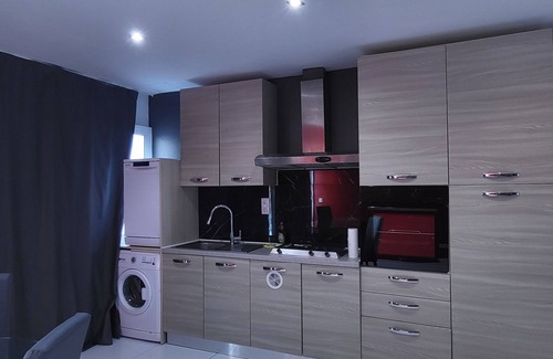 Castelldefels Apartment | Playa 4 a Solo 3 min - Apartamento en Castelldefels