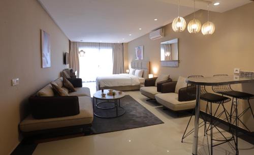 Marina Smir Hotel | PLAYA DEL PACHA Suites Hotel