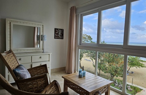 Residencial El Doral Apartment | Playa Dorada: Cozy family friendly beachfront 3 bedroom/3 bathroom apartment.