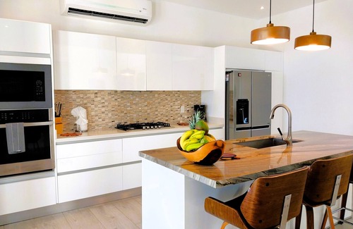 Brasilito Villa | Playa Flamingo: Beautiful new 5-BR oceanview Villa - luxury Casa de Iluminacion