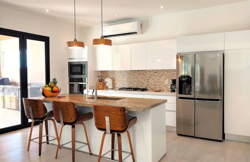 Brasilito Villa | Playa Flamingo: Beautiful new 5-BR oceanview Villa - luxury Casa de Iluminacion
