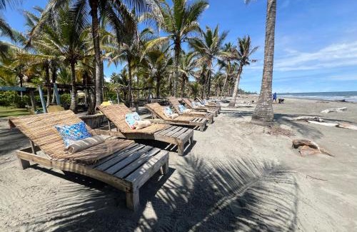 Monitos House | Playa Jaguar - Beach Club