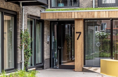 Delft Apartment | Playful and luxurious apartment in heart of Delft.