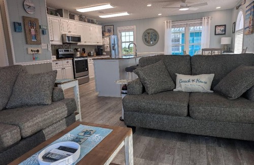 Fort Morgan House | Playful Pelican - 2 Bedrooms, 2 Bathrooms - Impressive Updates - Pet Friendly
