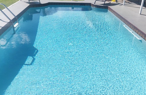 Eight Lakes House | Playful Pelican 3/2 waterfront pool house w. direct access to Gulf SW Cape Coral