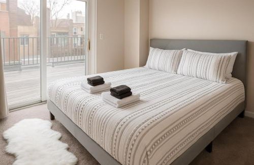 Downtown Cleveland Apartment | Playhouse Square Downtown, Rock Hall, Clinic, CSU