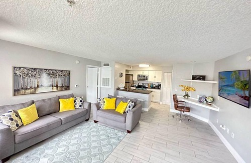 Venetian Bay Villages Condo | Playing Hooky – Modern 2 BDR 9 Miles to Disney w/Community Pool & More