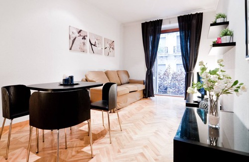 Moncloa - Arguelles Apartment | PLAZA DE ESPAÑA AMPLIO AND LUMINOUS