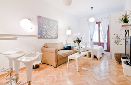 Moncloa - Arguelles Apartment | PLAZA DE ESPAÑA II
