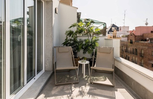 Moncloa - Arguelles Apartment | Plaza de España Skyline