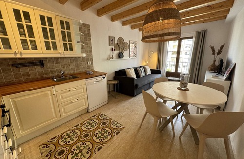 Coveta Fuma Apartment | PLAZA IGLESIA - APARTAMENTO CON TERRAZA
