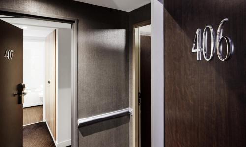 Porte-Dauphine Hotel | Plaza Tour Eiffel