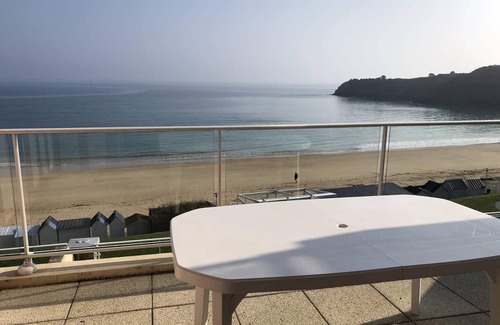 Saint-Cast-le-Guildo Apartment | Pleasant apartment with full sea view in the La Garde district of Saint Cast