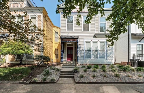 Germantown Apartment | Pleasant duplex with AC in The Highlands, Louisville - WiFi included