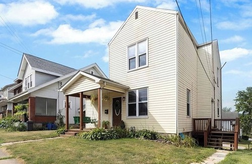 Avalon House | Pleasant Getaway in Avalon, PA