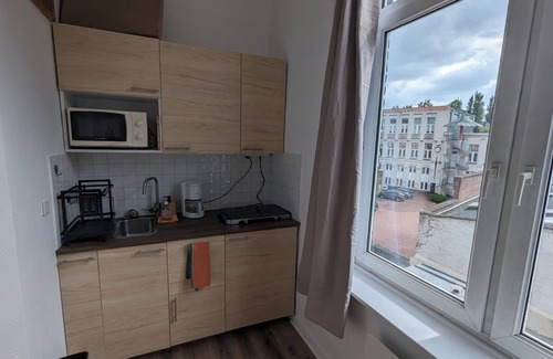 Wazemmes Apartment | Pleasant mezzanine apartment for 2 in a very convenient location Lille downtown