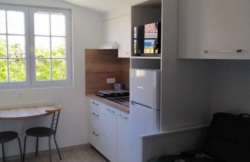 Noirmoutier-en-l'Ile Apartment | Pleasant renovated studio