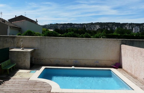Cavaillon Cottage | Pleasant studio cabin in a private house located in Cavaillon, sleeps 4.
