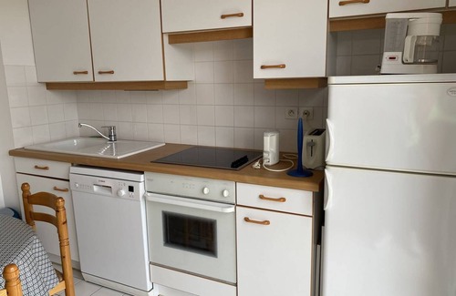 Saint-Cast-le-Guildo Apartment | Pleasant west-facing apartment in the La Garde district of Saint Cast, 10 m from the.