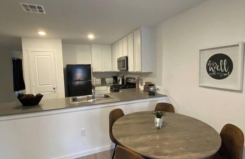Pleasanton House | Pleasanton Private Room