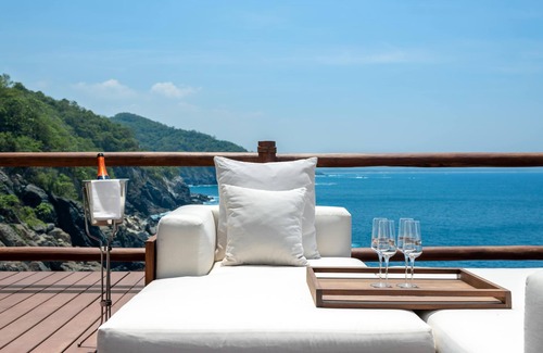 Zihuatanejo Villa | Please Inquire Before Booking – Luxury Villa