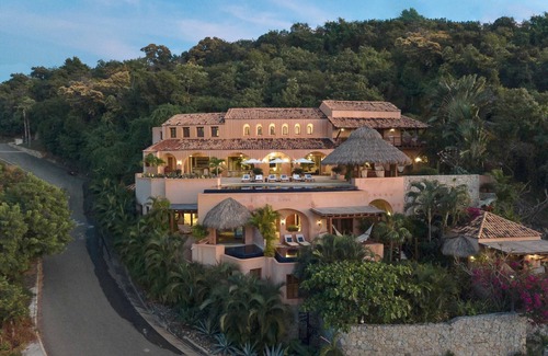 Playa Las Gatas Villa | Please Inquire Before Booking – Luxury Villa