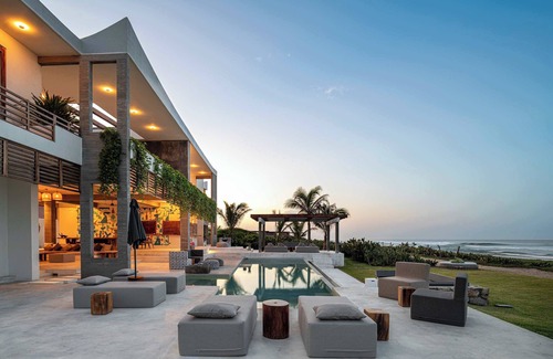 Santa Maria Colotepec Villa | Please Inquire Before Booking – Luxury Villa