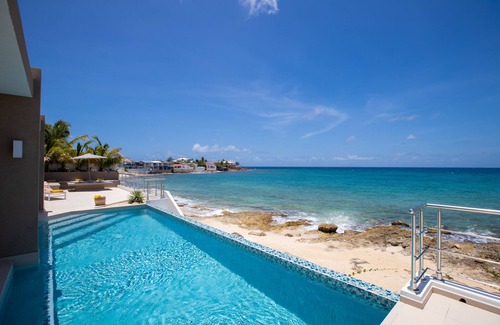 Beacon Hill Villa | Please Inquire Before Booking – Luxury Villa