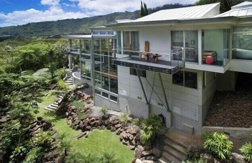 Downtown Honolulu House | PLEASE MESSAGE US, THE CALENDAR IS NOT UPDATED