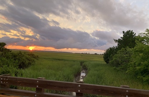 Oceanmarsh Subdivision House | Plenty of room for the whole family on Harbor Island!