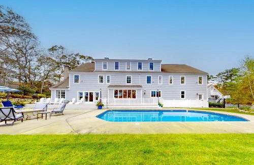 West Barnstable House | Plum Paradise