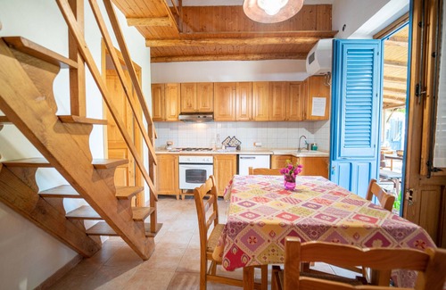 Ustica Apartment | Plumbago Apartment @Hibiscus Farmhouse