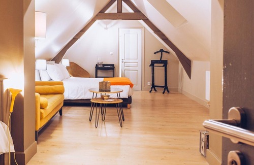 Ecurie Bed & Breakfast | Plumes & Coton