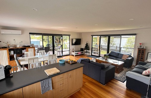 Venus Bay House | Pluto14 - Perfect location in the First Estate of Venus Bay